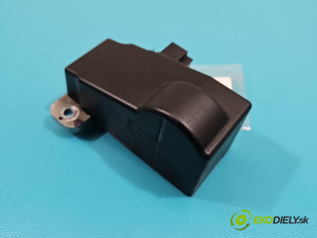 Vw Passat B6 2005-2010 2.0 TDI 140 HP manual 103 kW 1968 cm3 4- Blokáda: řízení: 3C0905861A (Ostatné)