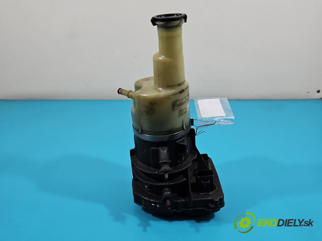 Ford Mondeo Mk4 2007-2014 2.0 tdci 140 HP manual 103 kW 1997 cm3 5- čerpadlo posilovač  (Servočerpadlo, pumpa riadenia)