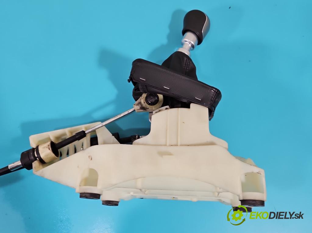 Ford Mondeo Mk4 2007-2014 2.0 tdci 140 HP manual 103 kW 1997 cm3 5- Páka: Změny: stupeň,rýchlosť 7G9R-7C453-CAJ (Rýchlostná páka (kulisa))