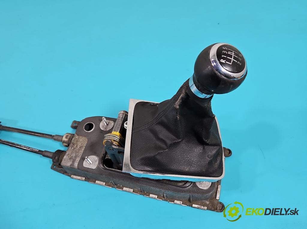 Vw Passat B6 2005-2010 2.0 TDI 140 HP manual 103 kW 1968 cm3 4- Páka: Změny: stupeň,rýchlosť 1K0711091A (Rýchlostná páka (kulisa))