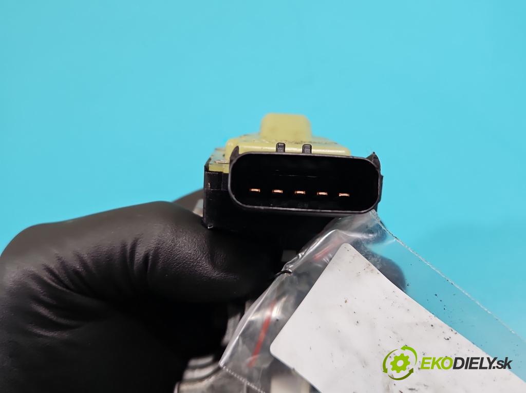 Chrysler Voyager IV 2000-2007 2.8 crdi 150 HP automatic 110 kW 2776 cm3 5- Spínačka 05057194AC (Spínacie skrinky a kľúče)