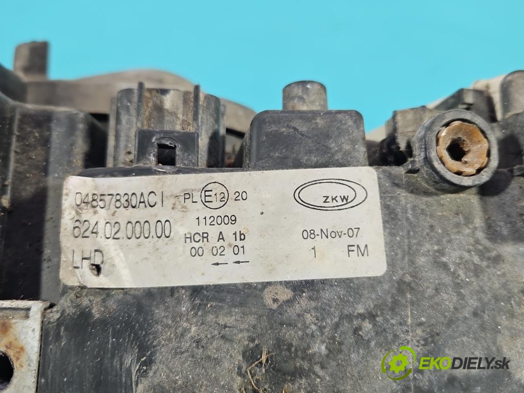 Chrysler Voyager IV 2000-2007 2.8 crdi 150 HP automatic 110 kW 2776 cm3 5- Reflektor: pravý 04857830ACV (Pravé)