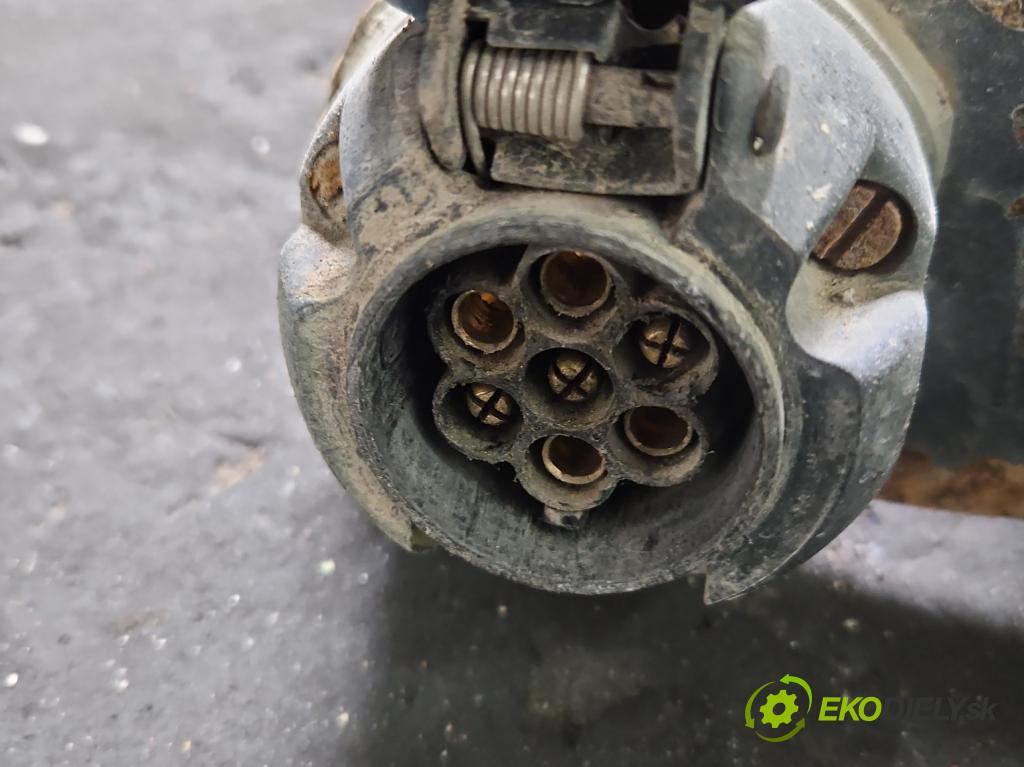 Fiat Doblo II 2010- 1.6 JTD (263a3000) 101 hp manual 74 kW 1598 cm3 5- oko tažné  (Tažná zařízení)