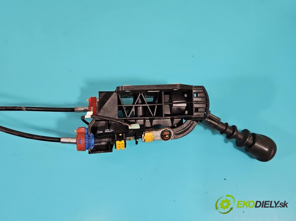 Fiat Doblo II 2010- 1.6 JTD 101 HP manual 74 kW 1598 cm3 5- Páka: Změny: stupeň,rýchlosť 55346828RR (Rýchlostné páky / kulisy)