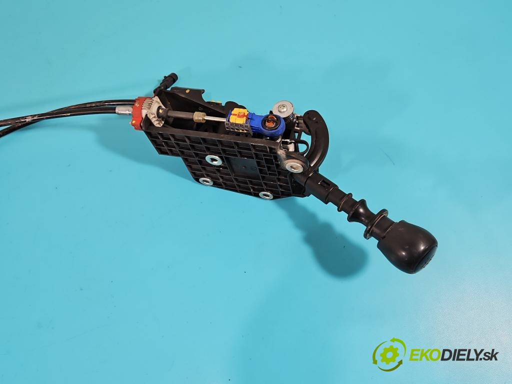 Fiat Doblo II 2010- 1.6 JTD 101 HP manual 74 kW 1598 cm3 5- Páka: Změny: stupeň,rýchlosť 55346828RR (Rýchlostné páky / kulisy)