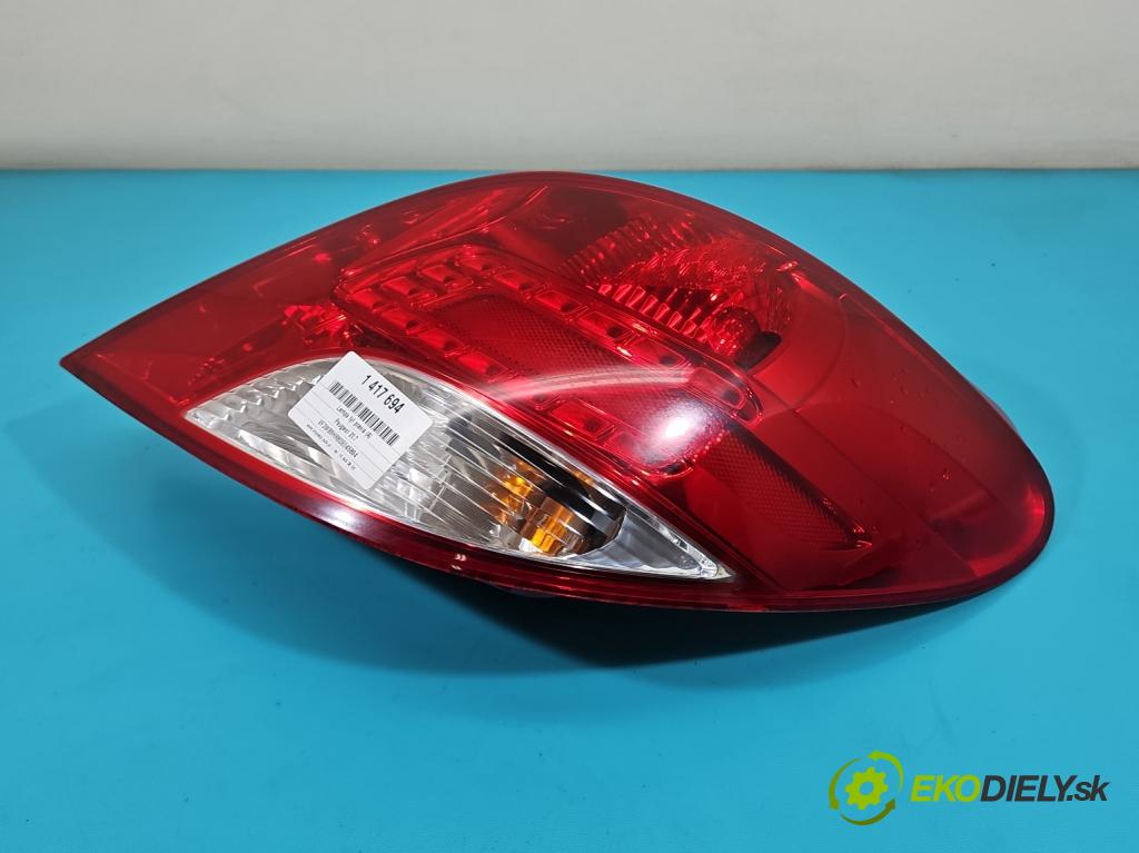 Peugeot 207 1.6 hdi 111KM manual 82 kW 1560 cm3 2- svetlo / reflektor zadné pravé 9686567180 (Kľučka dverí ostatné)