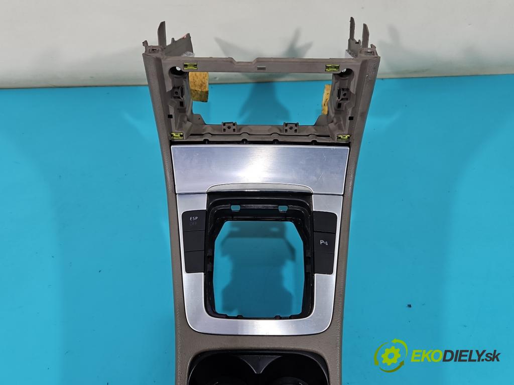 Vw Passat B6 2005-2010 2.0 TDI 140 HP manual 103 kW 1968 cm3 4- operadlo 3C0863319G (Lakťové opierky)