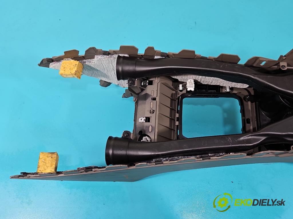 Vw Passat B6 2005-2010 2.0 TDI 140 HP manual 103 kW 1968 cm3 4- operadlo 3C0863319G (Lakťové opierky)