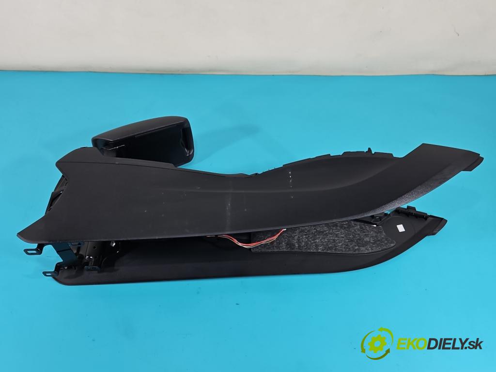 Audi Q5 2008-2016 2.0 TFSI 224hp automatic 165 kW 1984 cm3 5- operadlo 8R0863242 (Lakťové opierky)