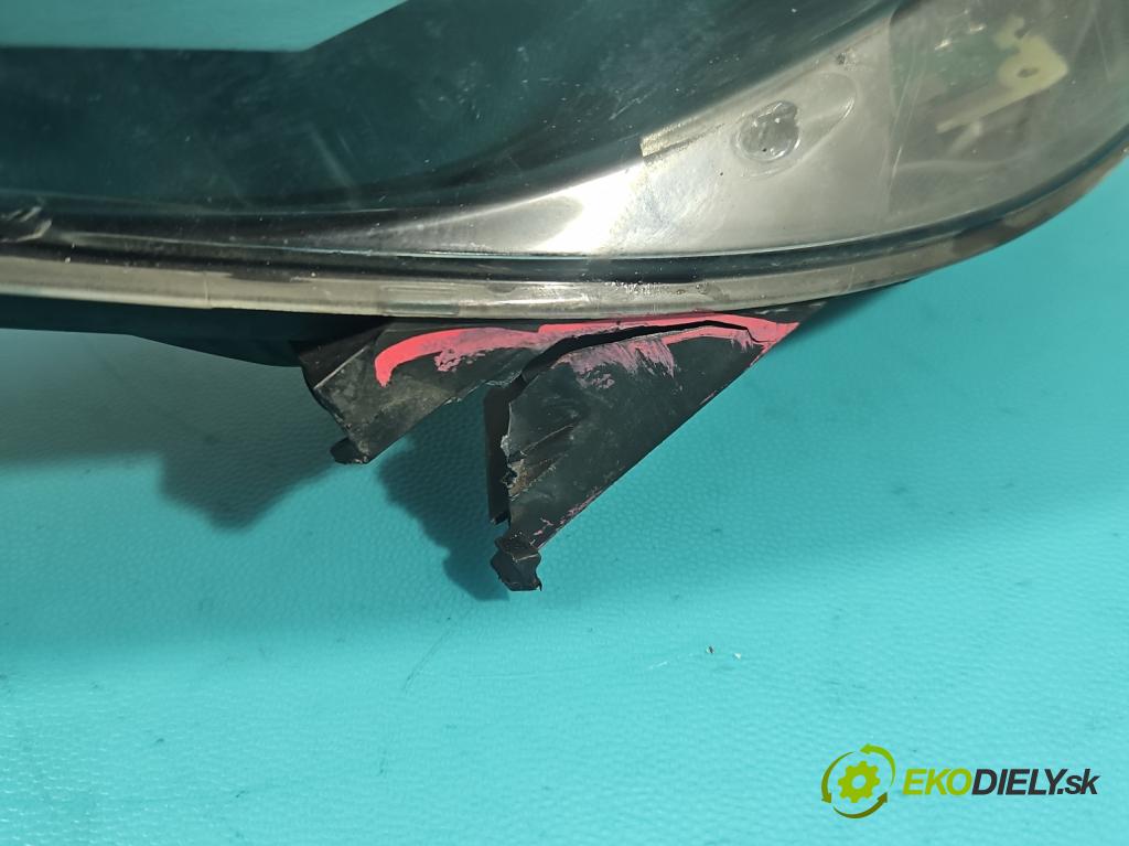 Opel Insignia A 2008-2017 2.0 cdti 160 HP manual 118 kW 1956 cm3 5- Reflektor: pravý 13226793 (Pravé)