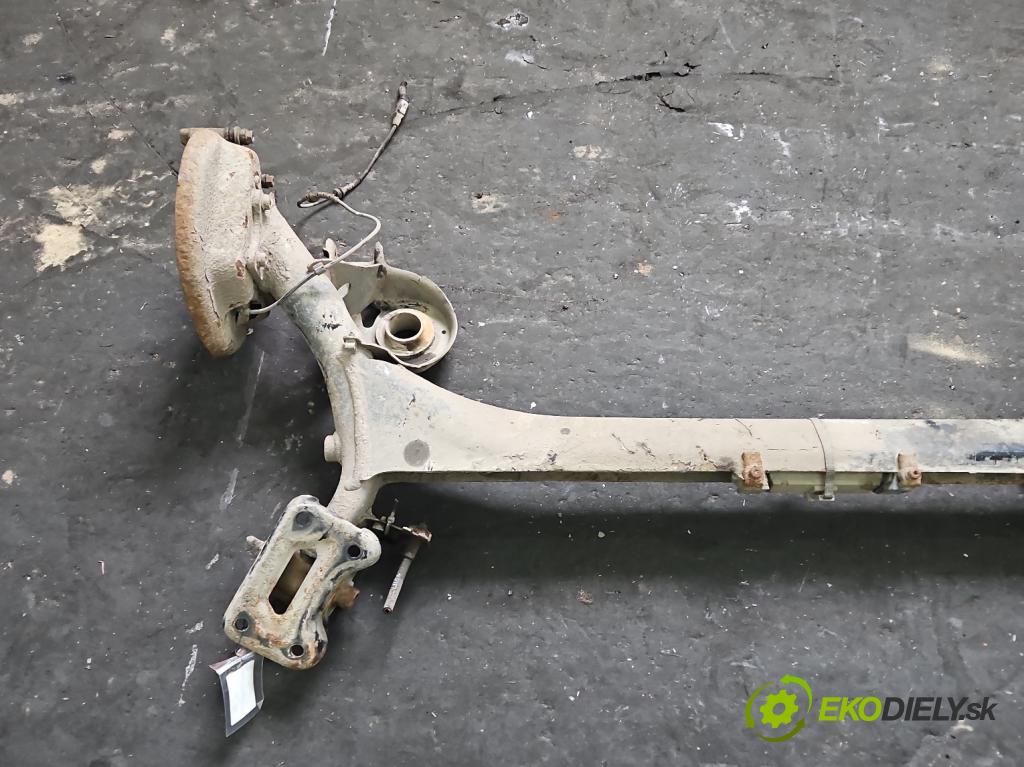 Peugeot 308 I 2007-2013 1.6 HDI 109 hp manual 80 kW 1560 cm3 3- zadní výztuha  (Výztuhy zadní)