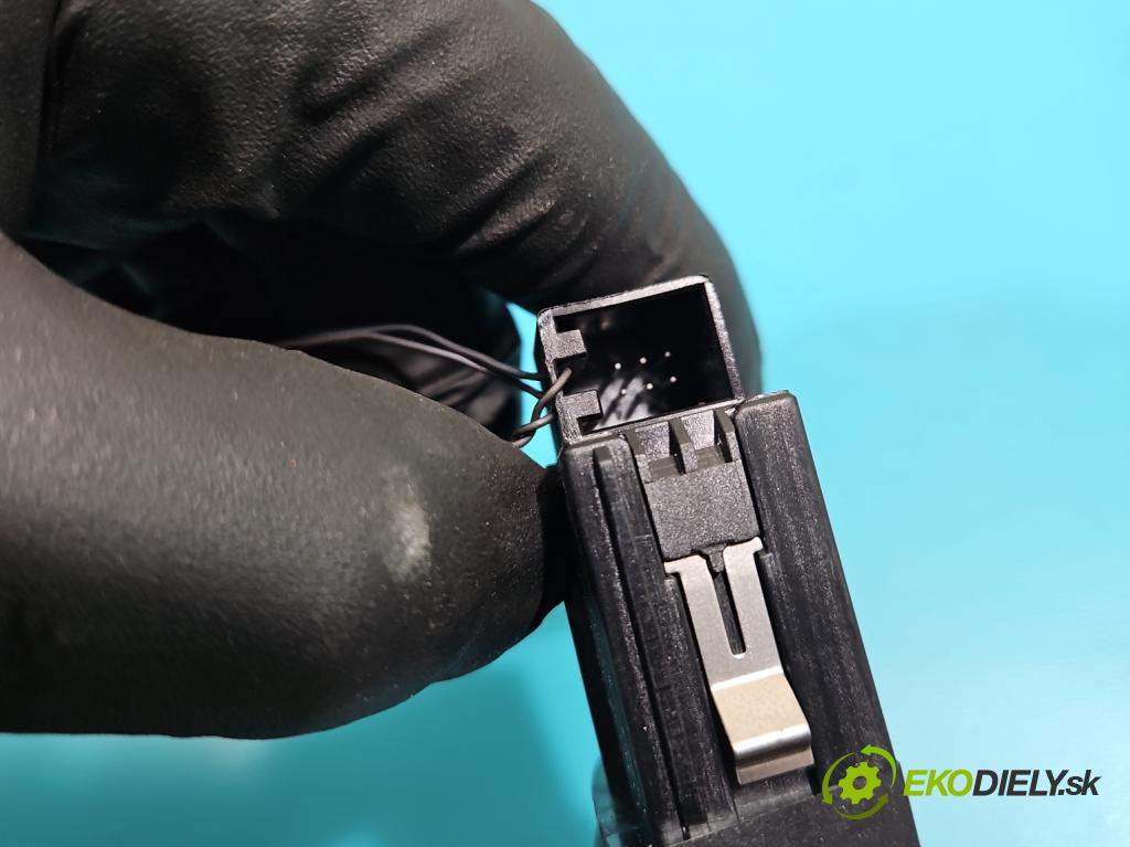 Audi Q5 2008-2016 2.0 TFSI 224hp automatic 165 kW 1984 cm3 5- prepínač světla: pohotovosť: 8R1941509A