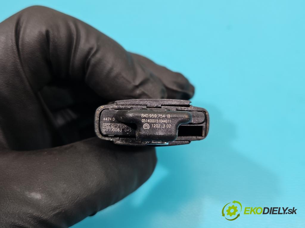 Audi Q5 2008-2016 2.0 TFSI 224hp automatic 165 kW 1984 cm3 5- Spínačka 8K0909131D (Spínacie skrinky a kľúče)