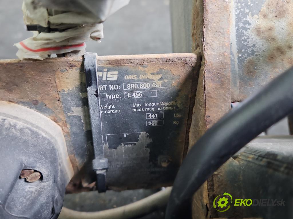 Audi Q5 2008-2016 2.0 TFSI 224hp automatic 165 kW 1984 cm3 5- Hák: vlečení: 8R0800491 (Ťažné zariadenie)