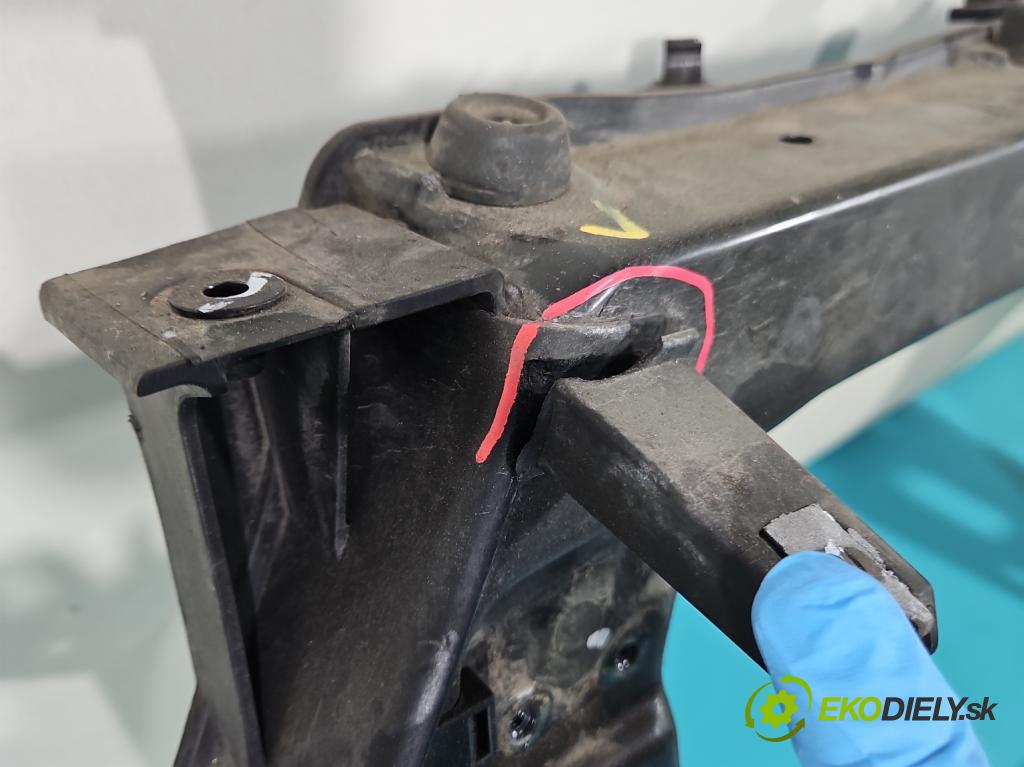 Hyundai Ix35 2.0 16V 163 hp automatic 120 kW 1998 cm3 5- stěna přední 641102Y000 (Výztuhy přední)