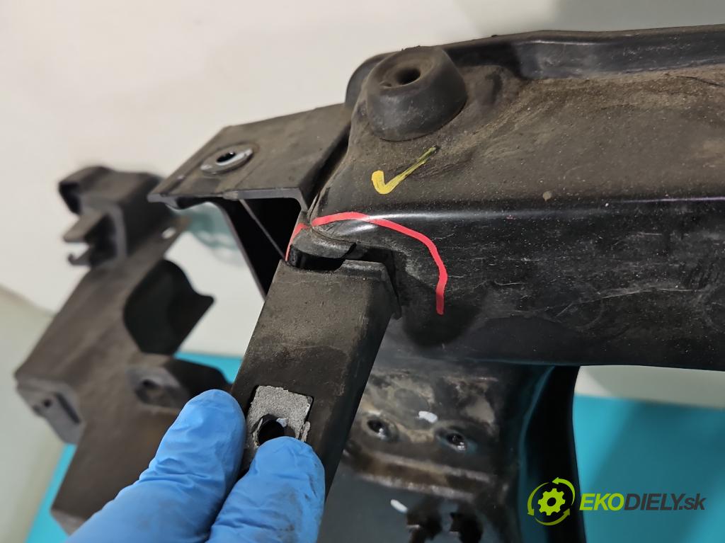 Hyundai Ix35 2.0 16V 163 hp automatic 120 kW 1998 cm3 5- stěna přední 641102Y000 (Výztuhy přední)