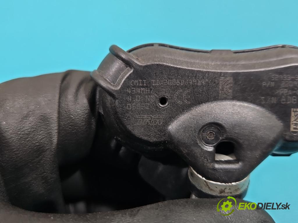 Hyundai Ix35 2.0 16V 163 hp automatic 120 kW 1998 cm3 5- snímač tlaku pneumatika 8DB987D6 (Snímače tlaku v pneumatikách)