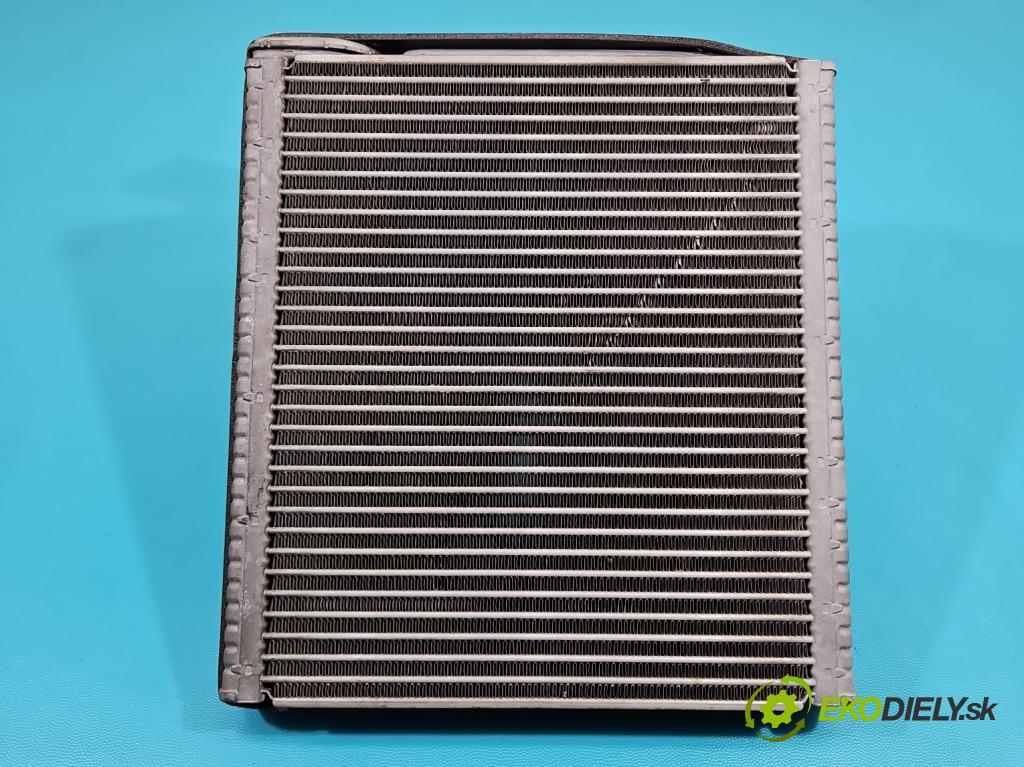 Hyundai Ix35 2.0 16V 163 HP automatic 120 kW 1998 cm3 5- radiator  (Radiátor kúrenia)