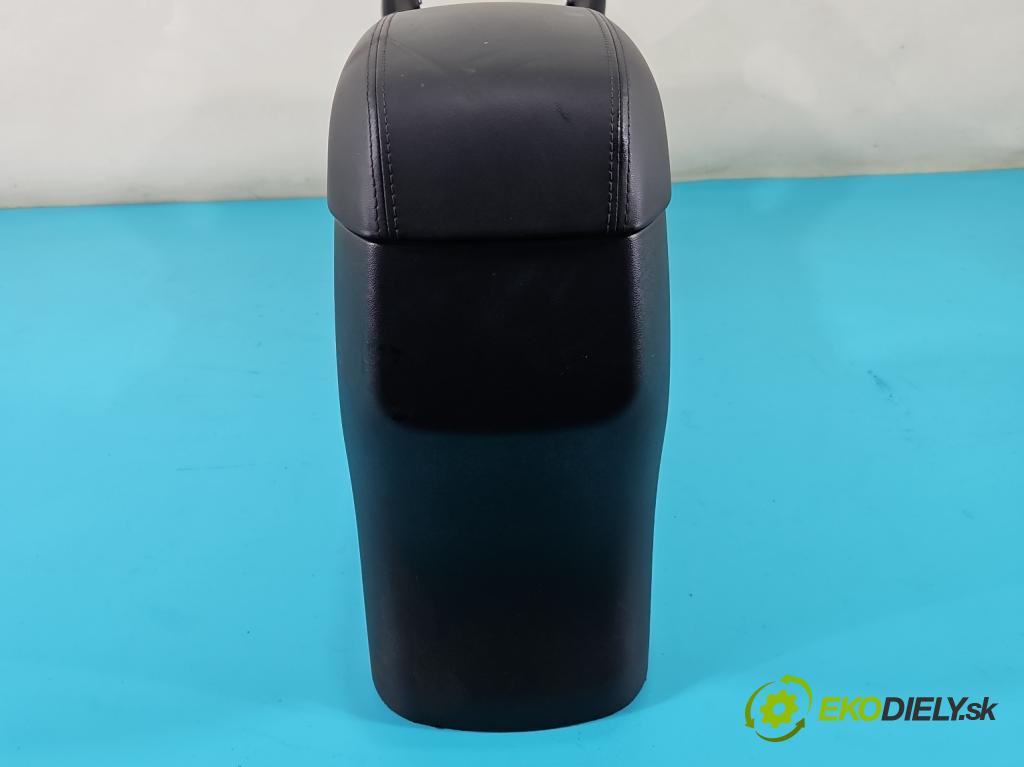 Hyundai Ix35 2.0 16V 163 HP automatic 120 kW 1998 cm3 5- operadlo 84638-2S000 (Lakťové opierky)