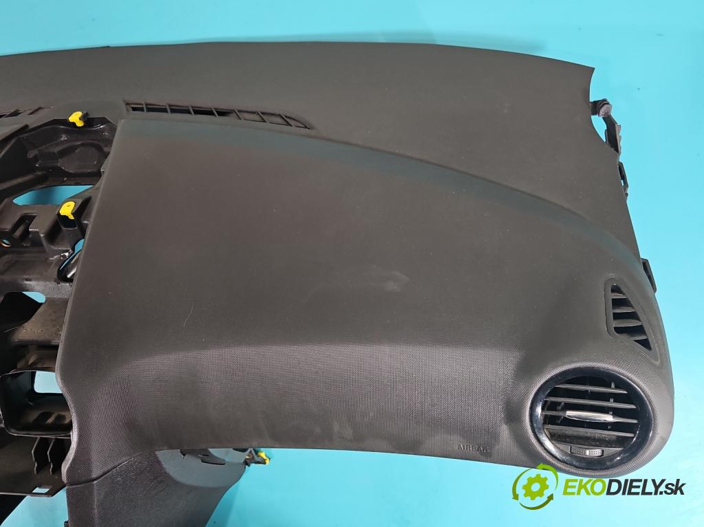 Opel Corsa D 2006-2014 1.2 16V 80 HP manual 59 kW 1229 cm3 3- kokpit,pristrojová doska rozdeľovacia