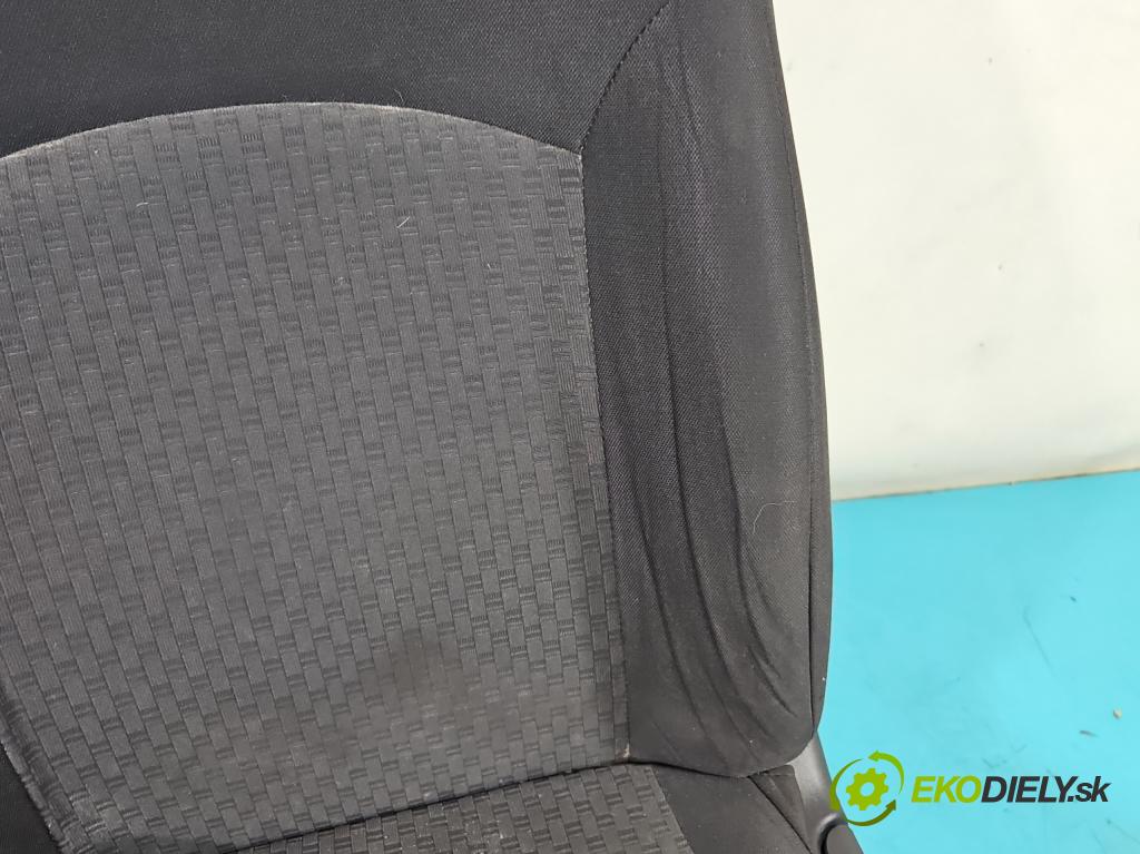 Mitsubishi Space Star II 2012-2020 1.0 71 HP manual 52 kW 999 cm3 5- Sedačka ľavý  (Sedačky, sedadlá)