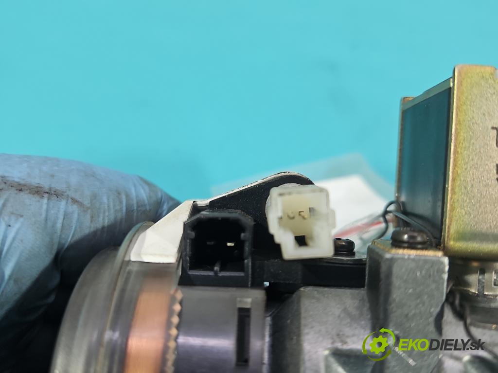 Subaru Outback III 2003-2009 2.5 boxer 204 HP automatic 150 kW 2457 cm3 5- Spínačka 88215AG00A (Spínacie skrinky a kľúče)