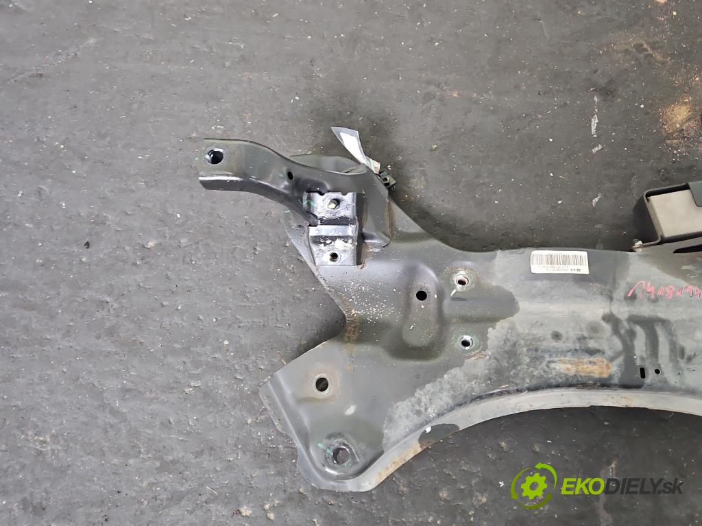 Hyundai Ix35 2.0 16V 163 HP automatic 120 kW 1998 cm3 5- výstuha motora 62401-2Y400B