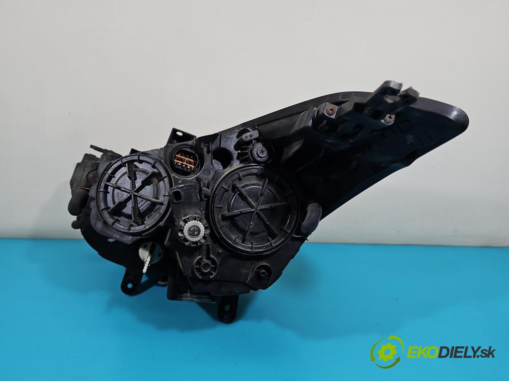 Hyundai I40 1.7 crdi 136 HP manual 100 kW 1685 cm3 5- Reflektor: pravý  (Pravé)