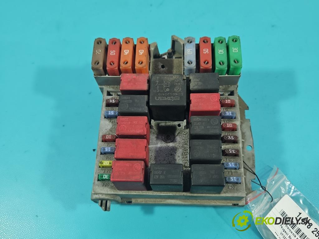 Peugeot Boxer I 1994-2006 2.2 hdi 101 hp manual 74 kW 2179 cm3 5- skříňka pojistková 1332044080 (Pojistkové skříňky)