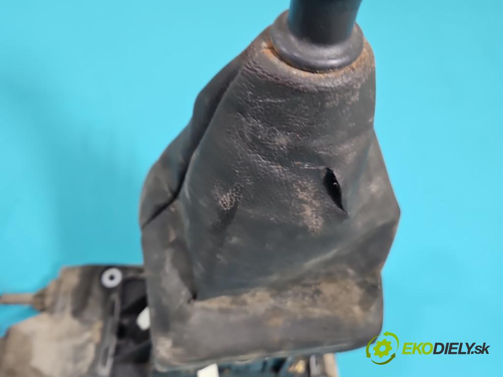 Renault Espace IV 2003-2014 2.0 dci 150 HP manual 110 kW 1995 cm3 5- Páka: Změny: stupeň,rýchlosť 8200748182 (Rýchlostné páky / kulisy)