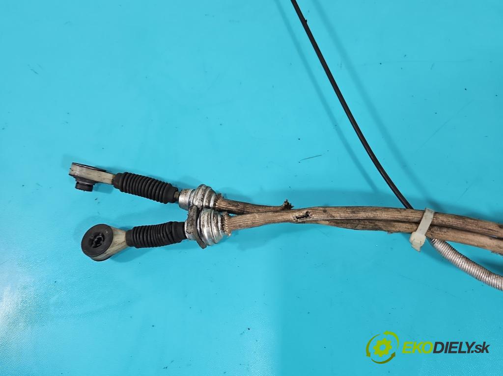 Lancia Phedra 2002-2010 2.2 JTD 128 HP manual 94 kW 2179 cm3 5- Páka: Změny: stupeň,rýchlosť  (Rýchlostná páka (kulisa))