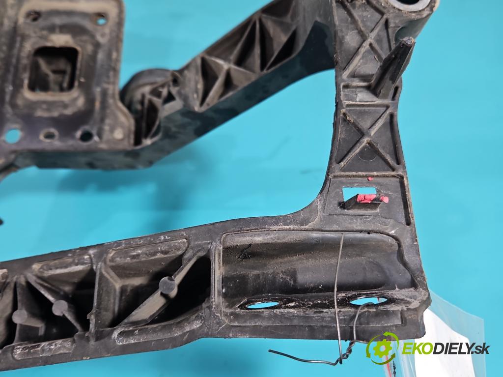 Opel Corsa D 2006-2014 1.2 16v 80 hp manual 59 kW 1229 cm3 3- stěna přední  (Výztuhy přední)