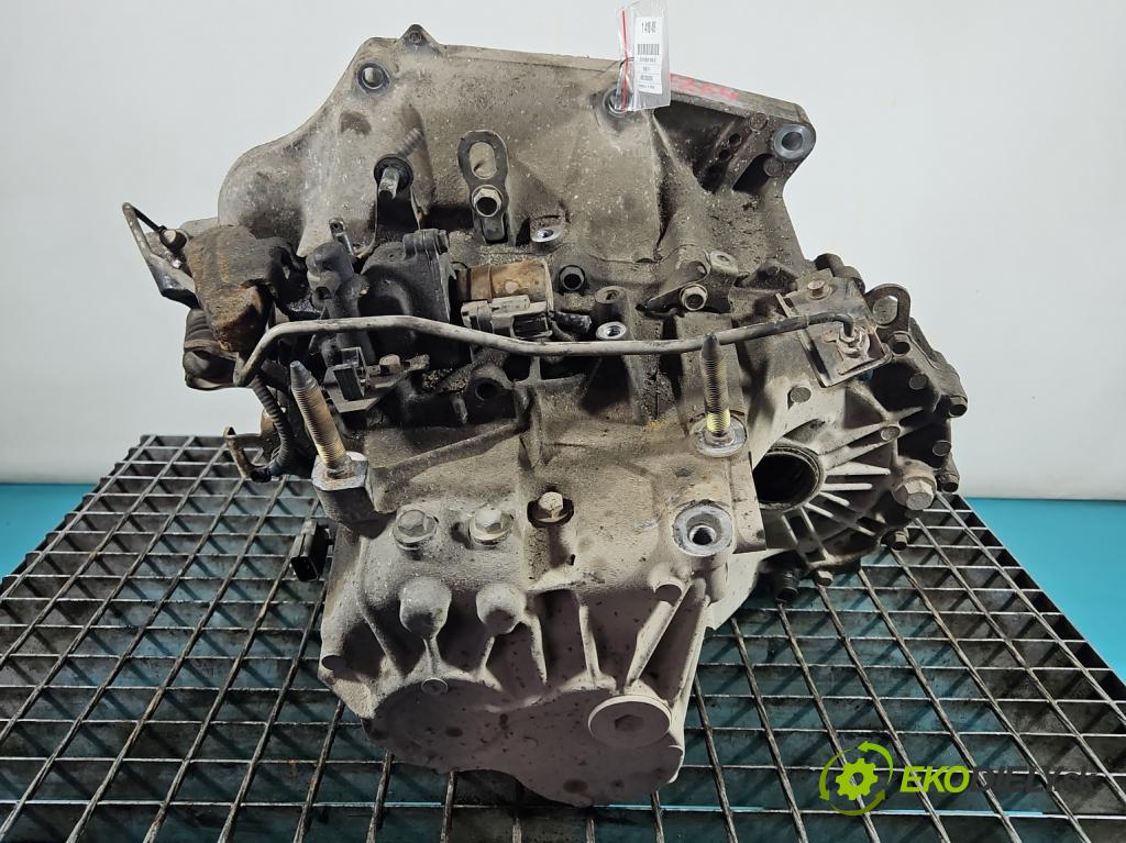 Honda Fr-v 2.0 16v i-VTEC: 150 HP manual 110 kW 1998 cm3 5- prevodovka stupeň,rýchlosť manual