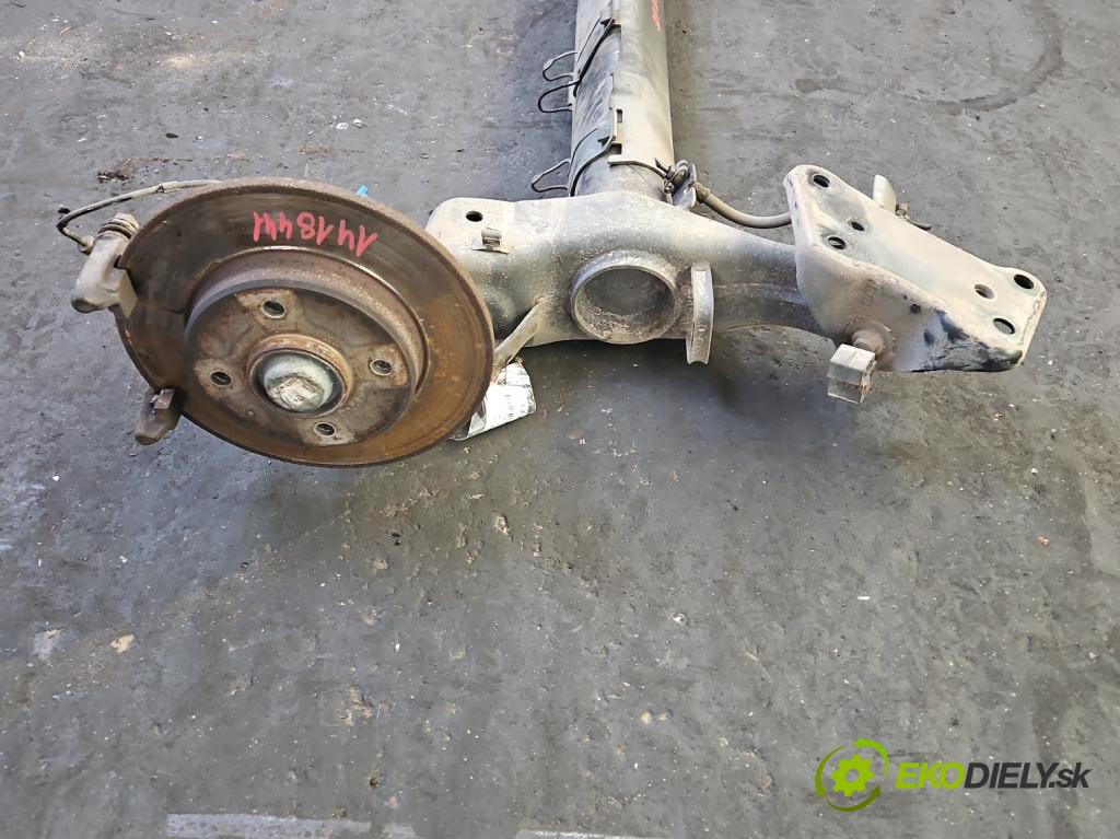 Peugeot 207 1.6 hdi 111KM manual 82 kW 1560 cm3 2- zadní výztuha  (Výztuhy zadní)