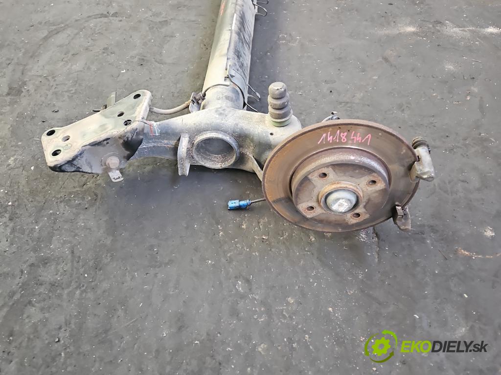 Peugeot 207 1.6 hdi 111KM manual 82 kW 1560 cm3 2- zadní výztuha  (Výztuhy zadní)