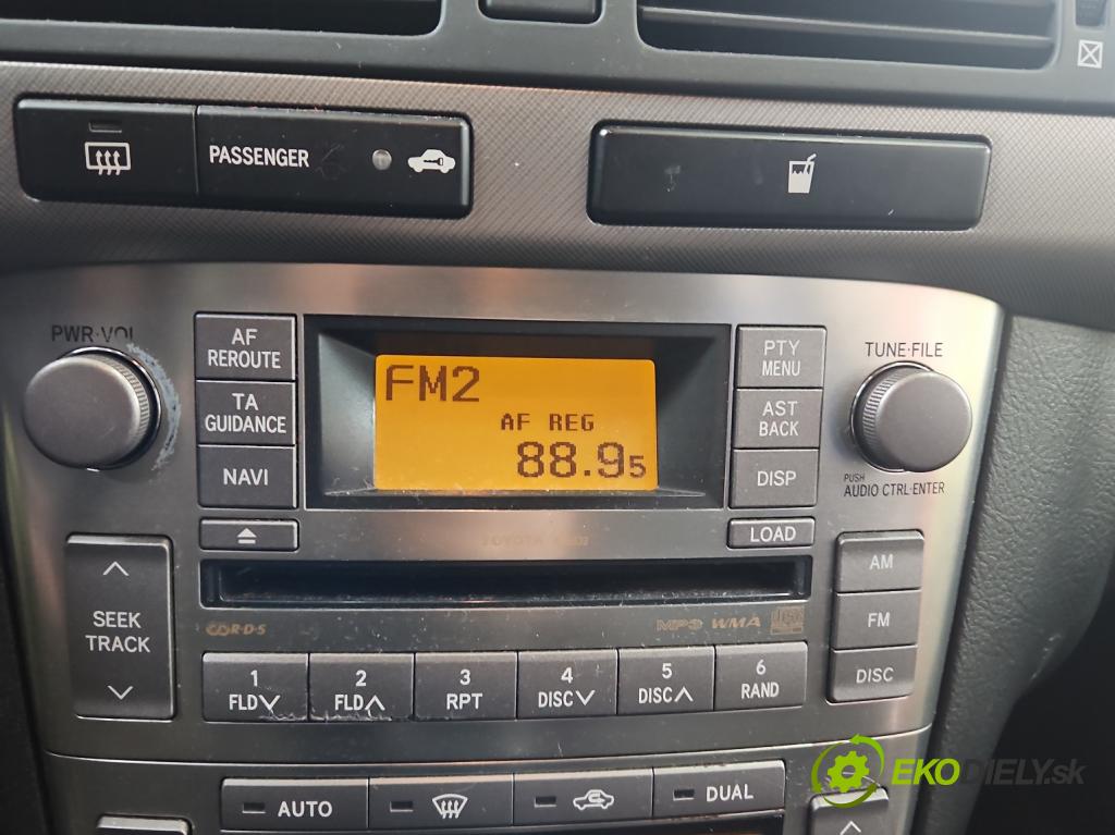 Toyota Avensis II T25 2003-2008 2.2 d-cat 177 HP manual 130 kW 2231 cm3 5- Radio originál 86120-05130