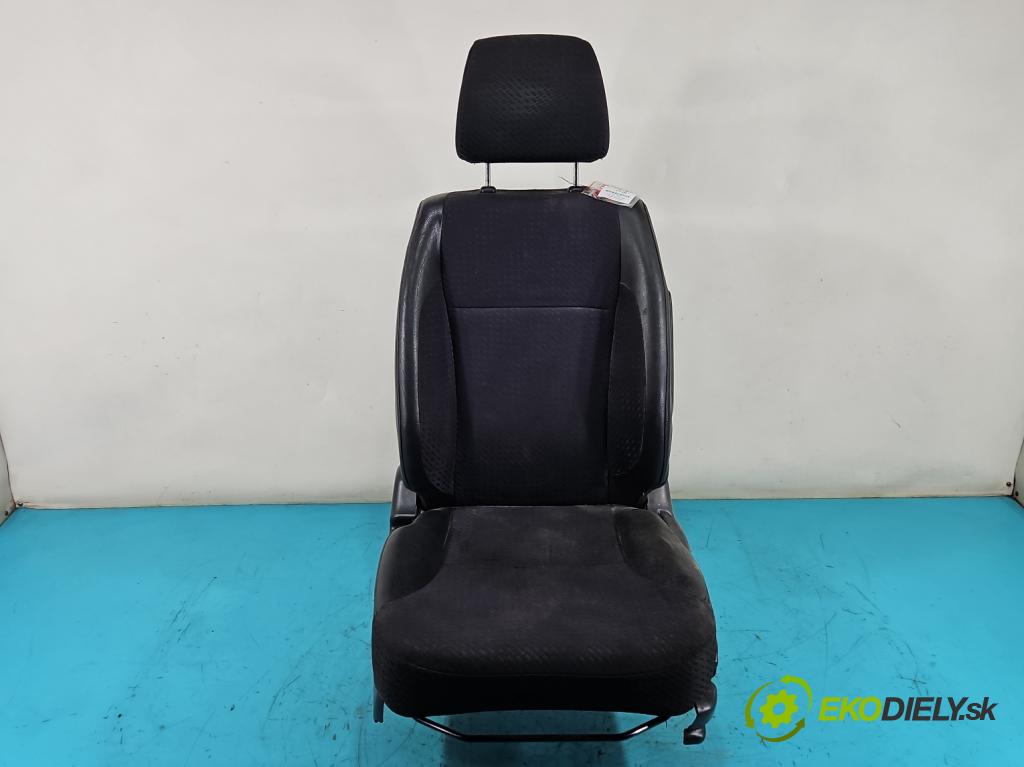 Honda CR-V II 2001-2006 2.0 16V 150 HP manual 110 kW 1998 cm3 5- Sedačka ľavý  (Sedačky, sedadlá)