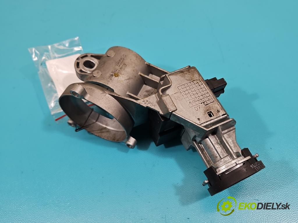 Opel Corsa D 2006-2014 1.2 16v 80 HP manual 59 kW 1229 cm3 3- Spínačka  (Spínacie skrinky a kľúče)