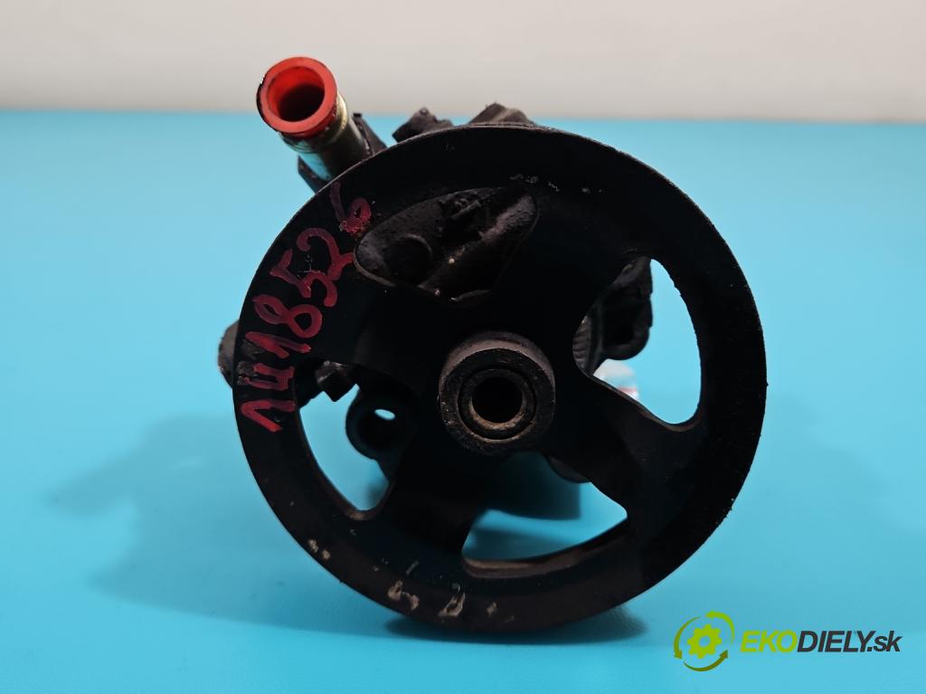 Toyota Avensis I T22 1997-2003 2.0 D4D 110 HP manual 81 kW 1995 cm3 5- čerpadlo posilovač  (Servočerpadlo, pumpa riadenia)