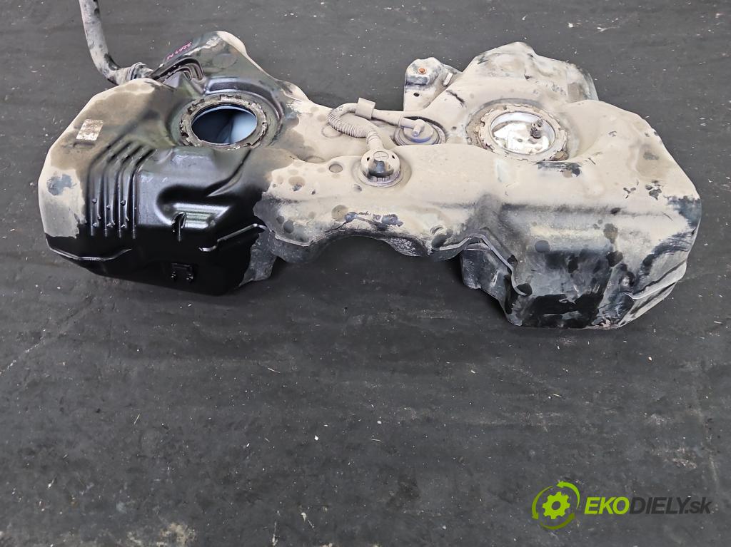 Vw Tiguan I 2007-2016 2.0 tdi 140 hp automatic 103 kW 1968 cm3 5- Nádrž: paliva  (Nádrže)