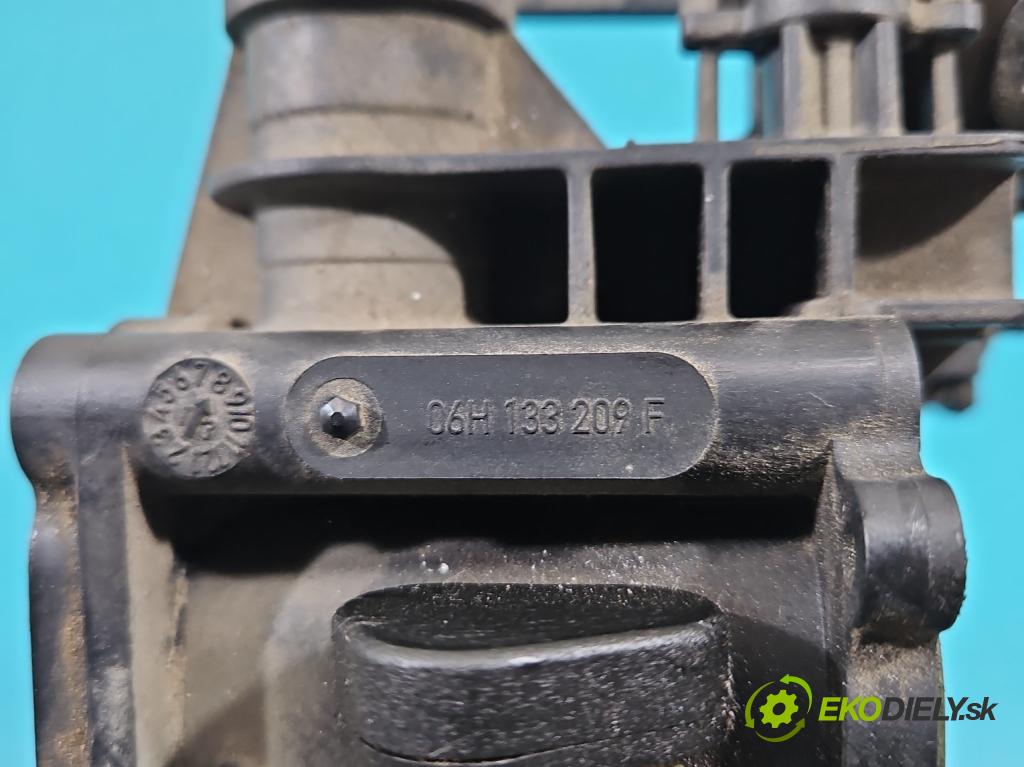 Audi Q5 2008-2016 2.0 TFSI 224hp automatic 165 kW 1984 cm3 5- zvod nasávací 06H133209F (Sacie potrubia)