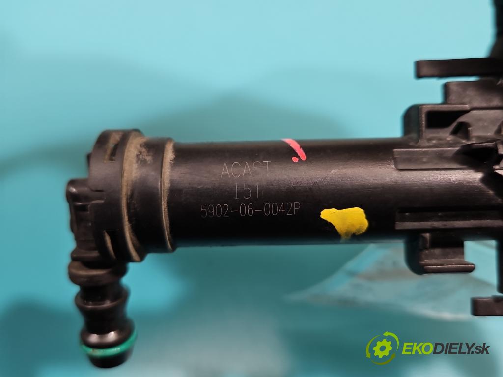 Audi Q5 2008-2016 2.0 TFSI 224hp automatic 165 kW 1984 cm3 5- ostrekovač reflektor: ľavý  (Motorček ostrekovačov)