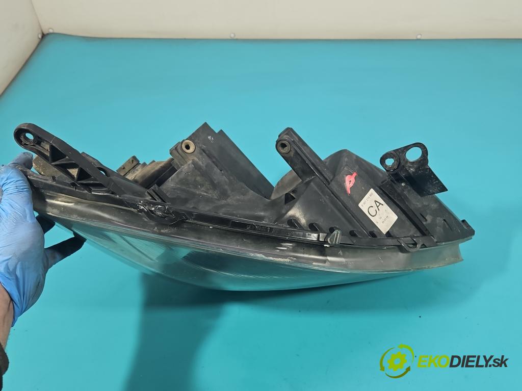 Opel Zafira B 2005-2014 1.9 CDTI 120 HP manual 88 kW 1910 cm3 5- Reflektor: pravý  (Pravé)