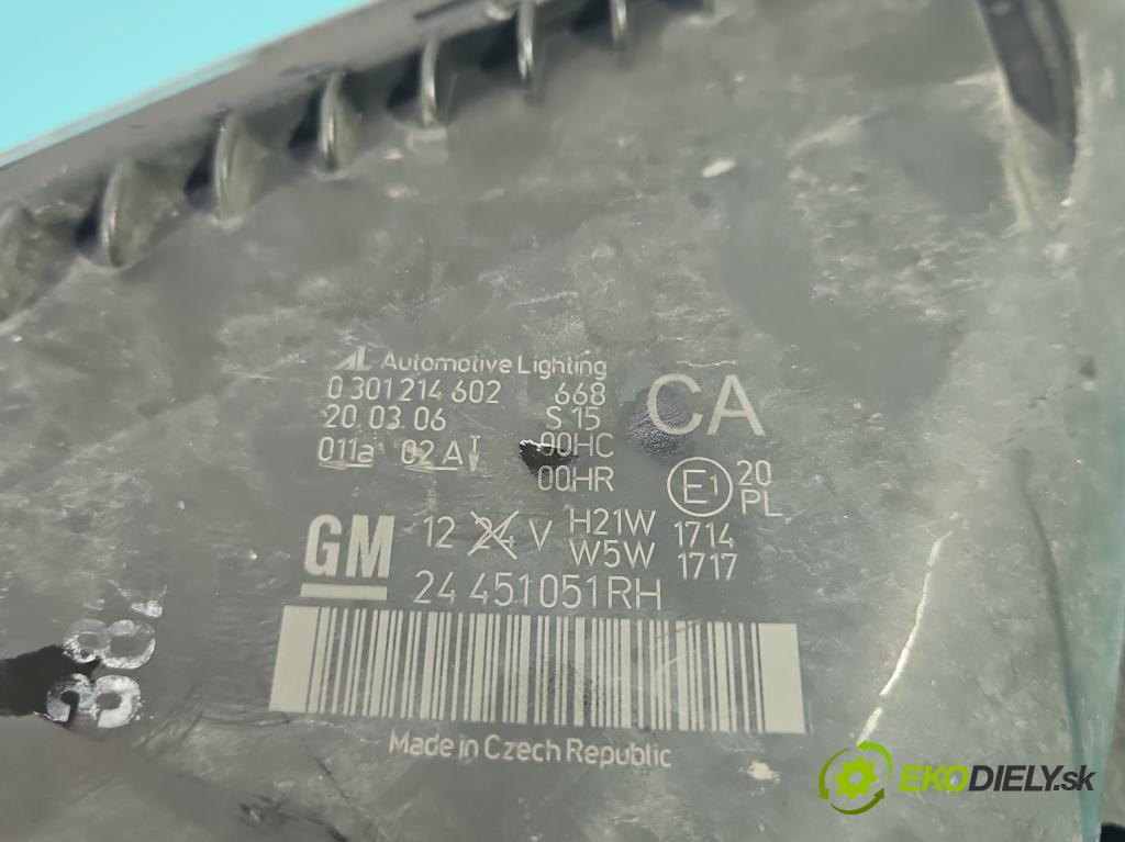 Opel Zafira B 2005-2014 1.9 CDTI 120 HP manual 88 kW 1910 cm3 5- Reflektor: pravý  (Pravé)