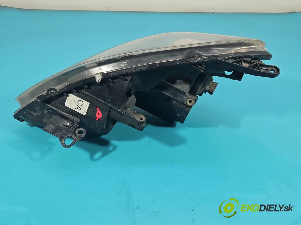 Opel Zafira B 2005-2014 1.9 CDTI 120 HP manual 88 kW 1910 cm3 5- Reflektor: pravý  (Pravé)