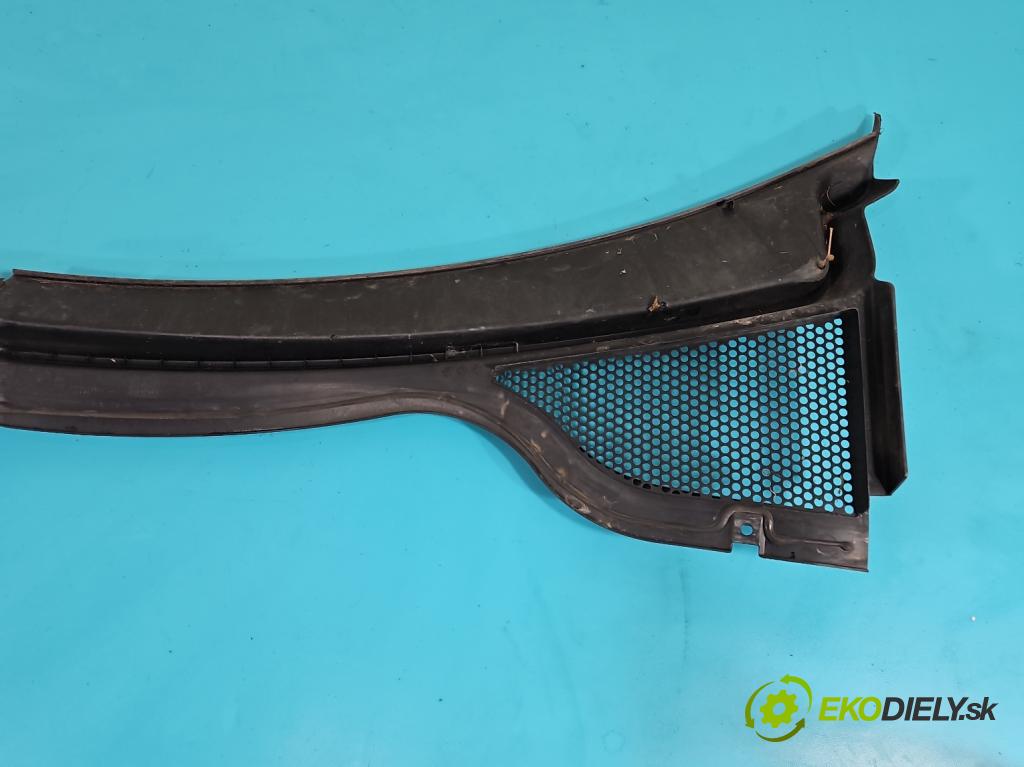 Vw Tiguan I 2007-2016 2.0 tdi 140 HP automatic 103 kW 1968 cm3 5- torpédo 5N1819404 (Torpédo (plast pod čelným sklom))