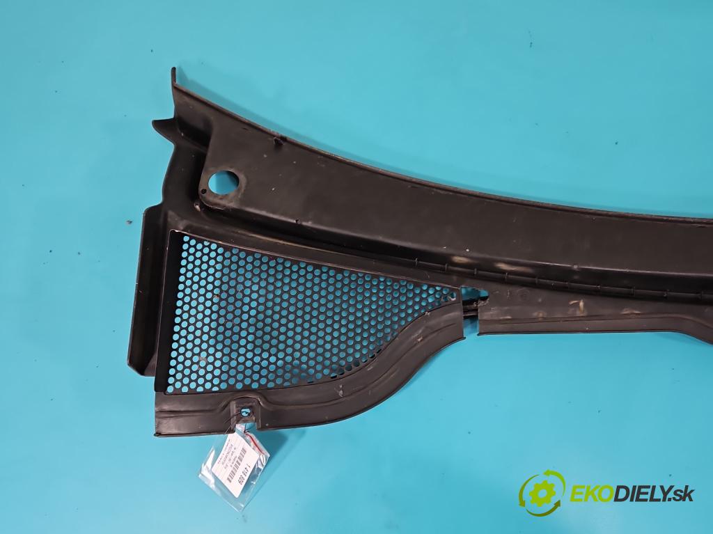 Vw Tiguan I 2007-2016 2.0 tdi 140 HP automatic 103 kW 1968 cm3 5- torpédo 5N1819404 (Torpédo (plast pod čelným sklom))