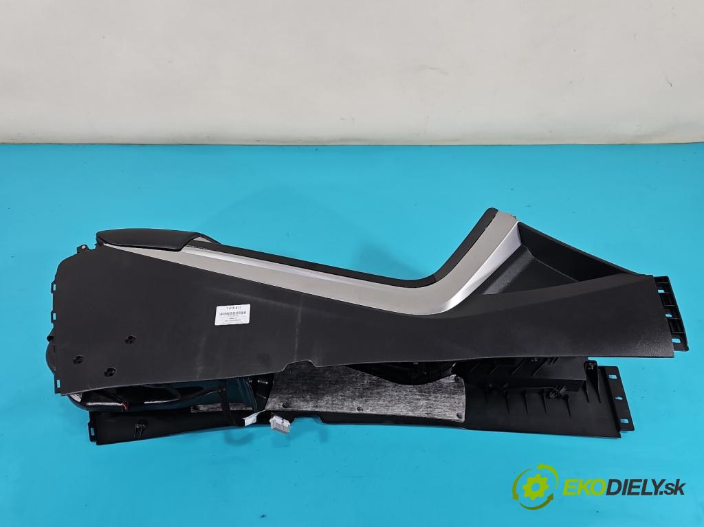 Hyundai I40 1.7 crdi 136 HP manual 100 kW 1685 cm3 5- operadlo 84630-3Z450 (Lakťové opierky)