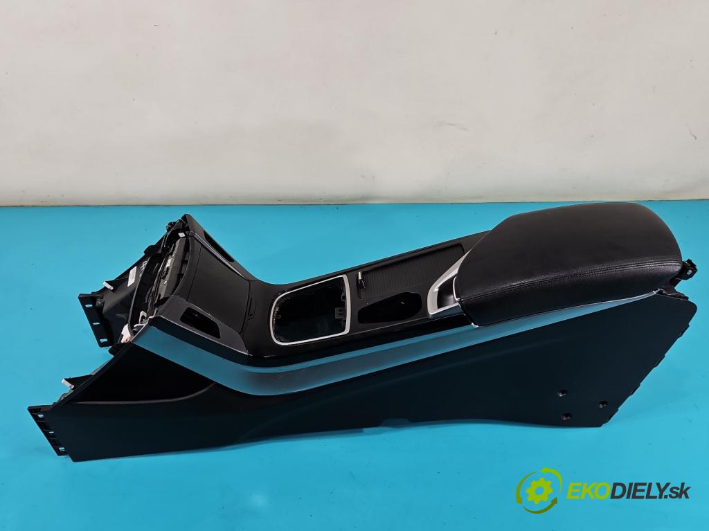 Hyundai I40 1.7 crdi 136 HP manual 100 kW 1685 cm3 5- operadlo 84630-3Z450 (Lakťové opierky)