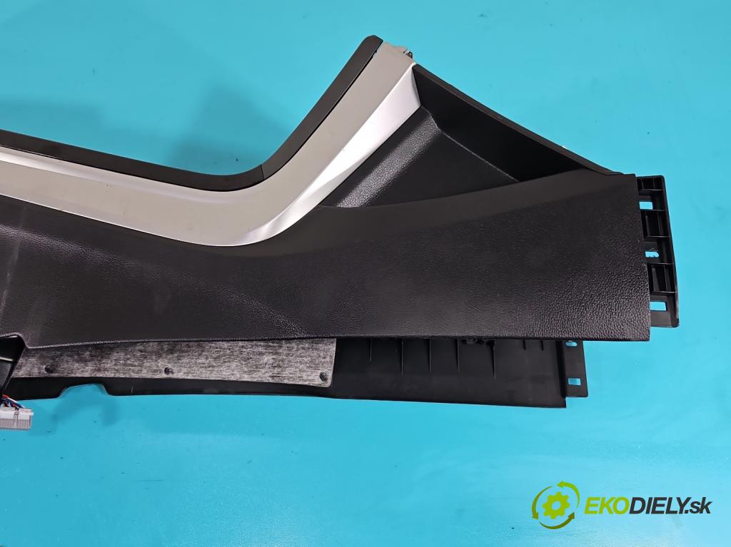 Hyundai I40 1.7 crdi 136 HP manual 100 kW 1685 cm3 5- operadlo 84630-3Z450 (Lakťové opierky)